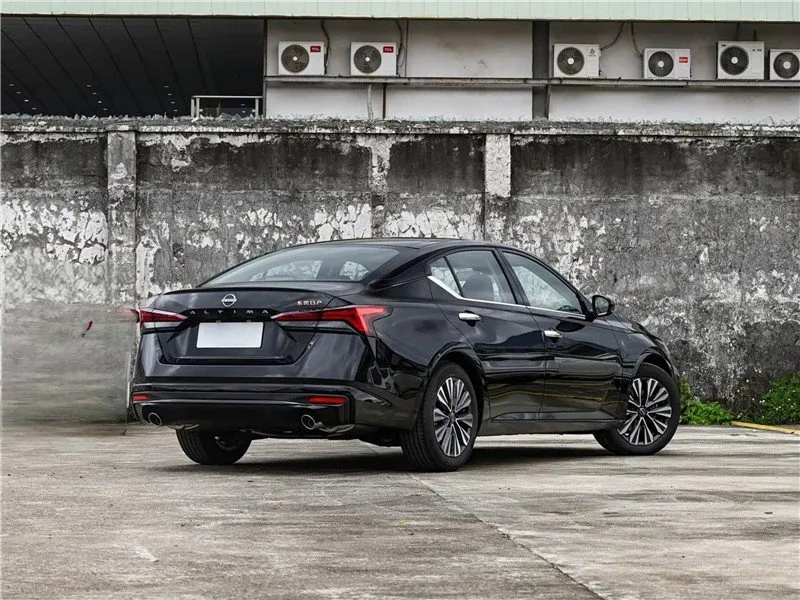 Altima Sedan high quality